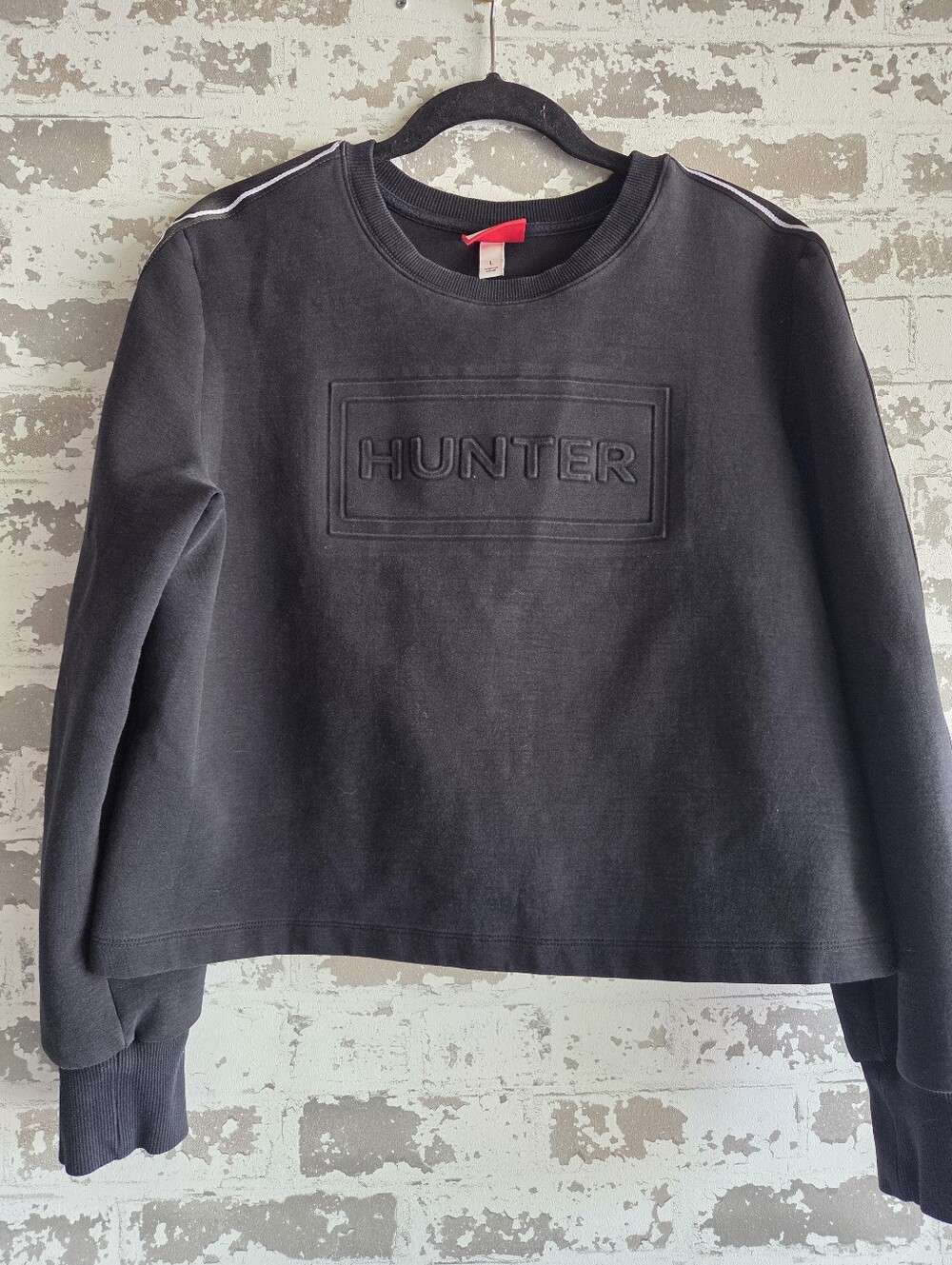 Hunter x Target Black Embossed Logo Cropped Sweatshirt L
